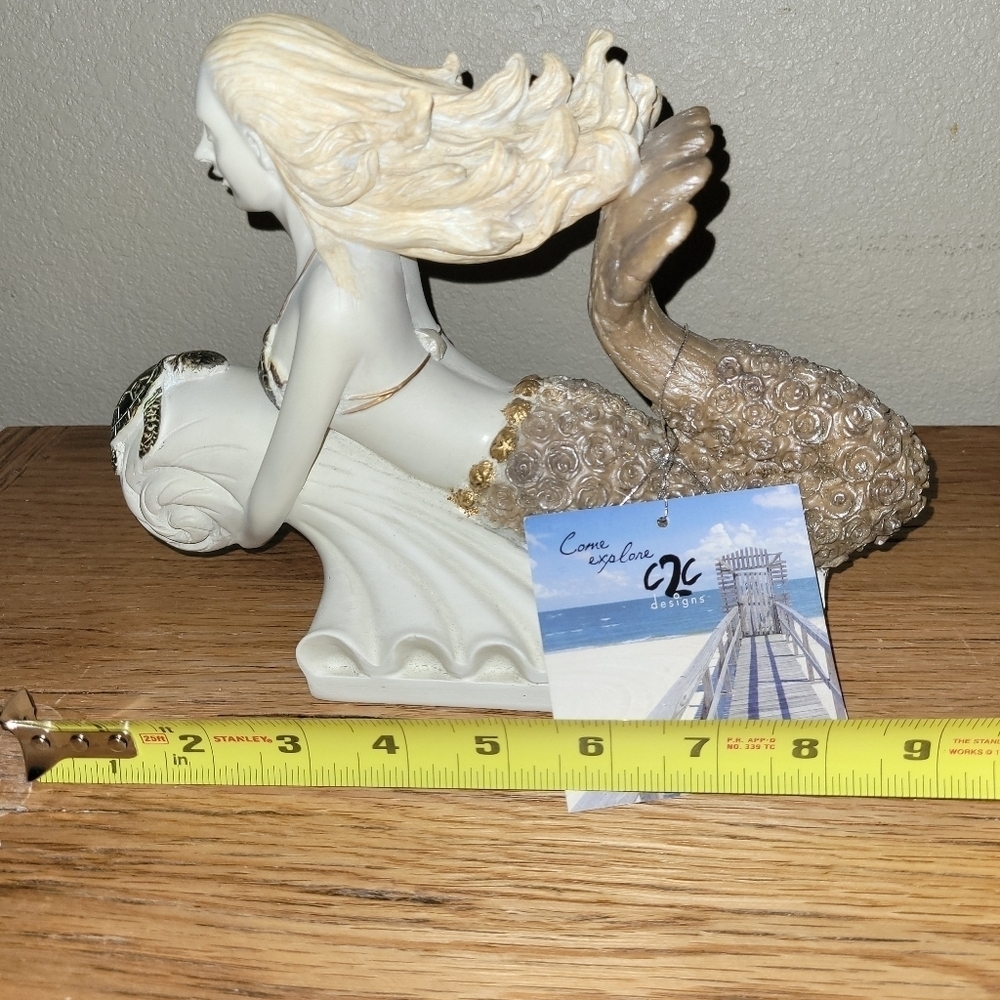 NWT's C2C Designs Mermaid Lying on Shell w/ Turtles Figurine Sculpture - Picture 5 of 6
